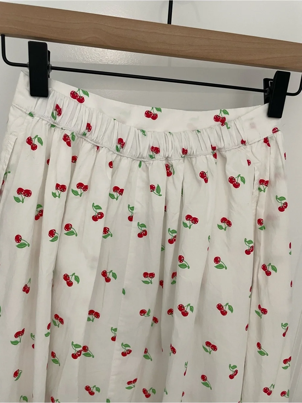 Aerie The New Essential White Cherry Print Maxi Skirt Summer Vacation Cottage